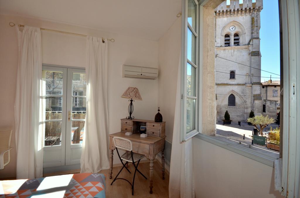 Bel Appartement Villeneuve Les Avignon Bagian luar foto