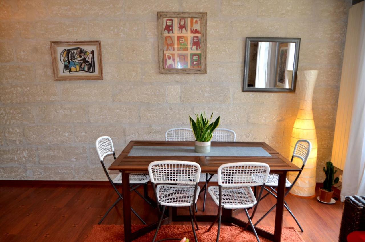 Bel Appartement Villeneuve Les Avignon Bagian luar foto