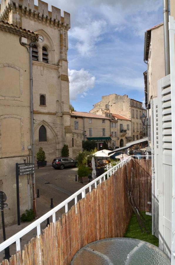 Bel Appartement Villeneuve Les Avignon Bagian luar foto