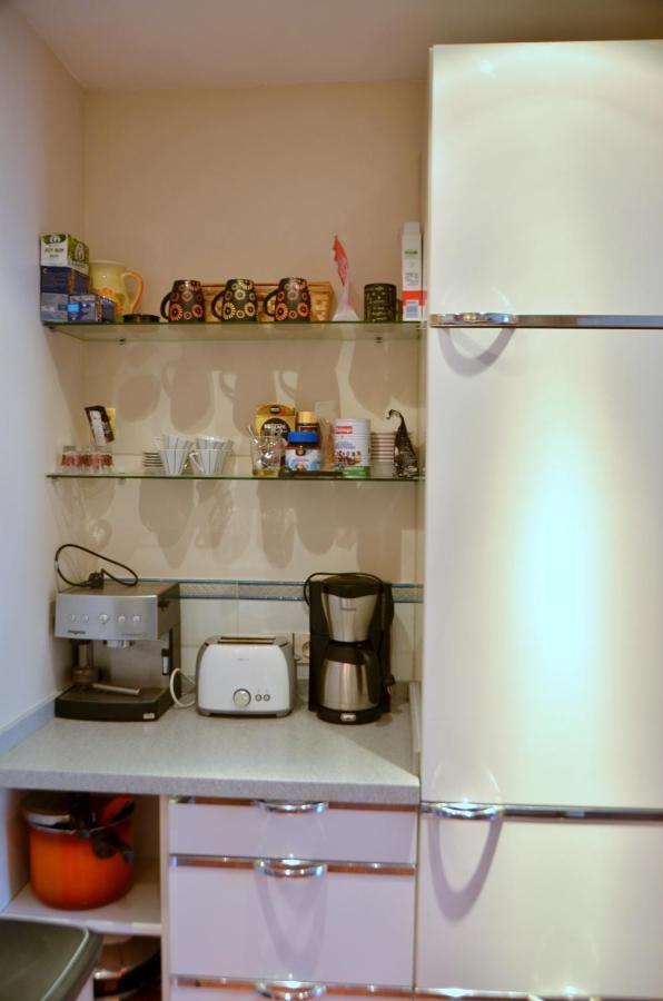 Bel Appartement Villeneuve Les Avignon Bagian luar foto